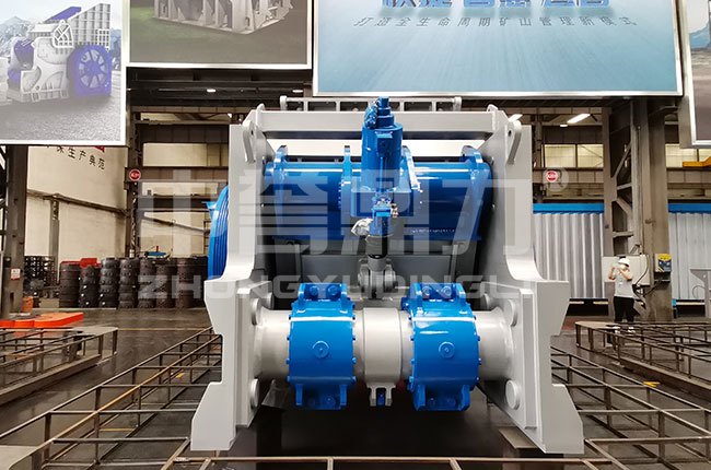 旋回破碎機(jī)