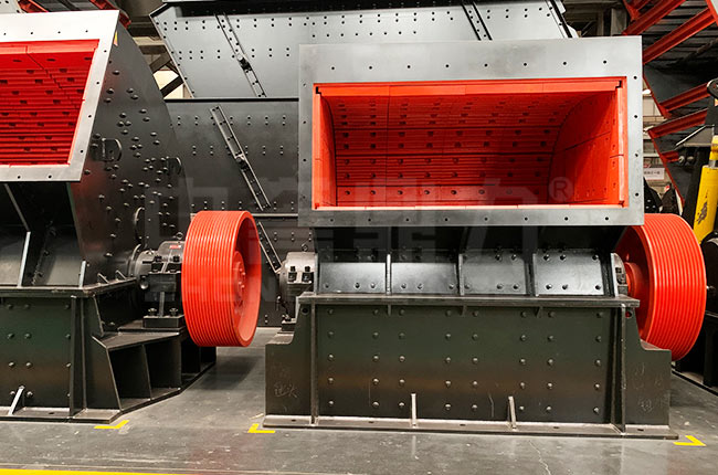 �������{�N����