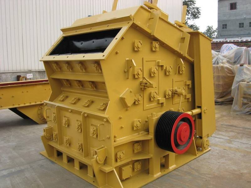 單轉(zhuǎn)子錘式反擊式破碎機(jī)