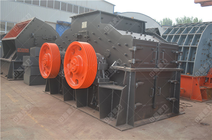 中譽(yù)鼎力制砂機(jī)