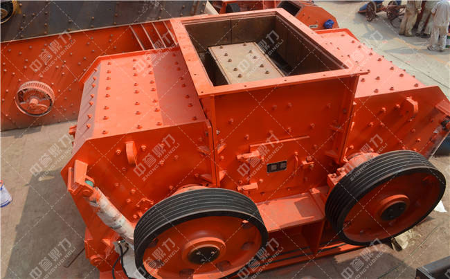 中譽(yù)鼎力制砂機(jī)