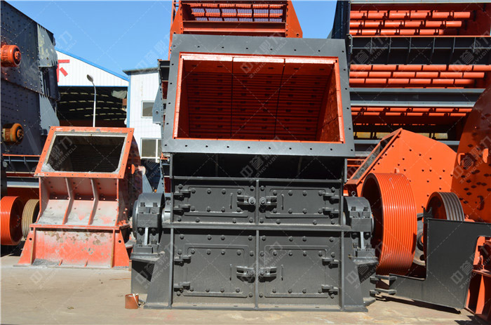 綠色環(huán)保碎石機(jī)廠家