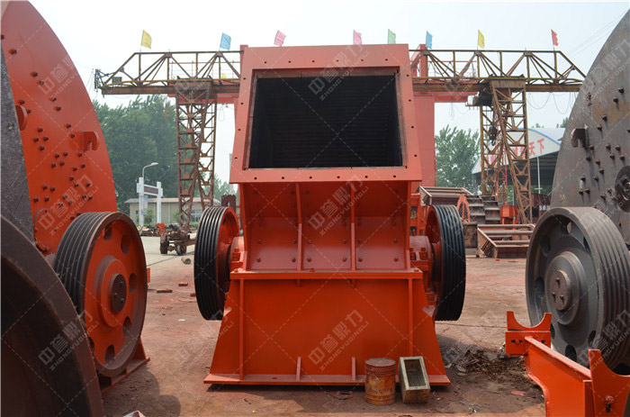 青石頭破碎機(jī)設(shè)備