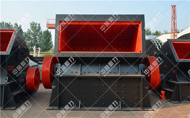 礦山破石機(jī)