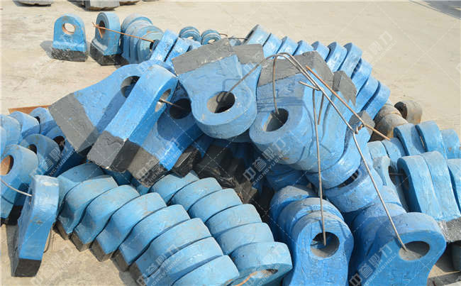 采石場破石機(jī)設(shè)備錘頭