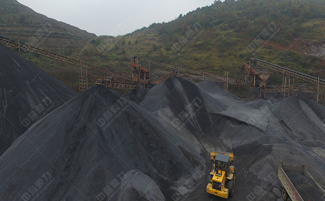 時(shí)產(chǎn)500噸采石場(chǎng)生產(chǎn)線