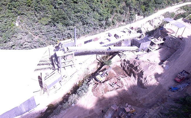 時(shí)產(chǎn)400噸石料生產(chǎn)線圖片