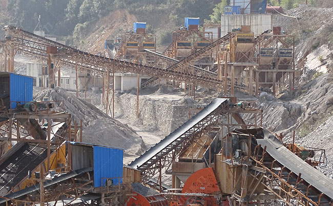 時(shí)產(chǎn)200噸制砂生產(chǎn)線